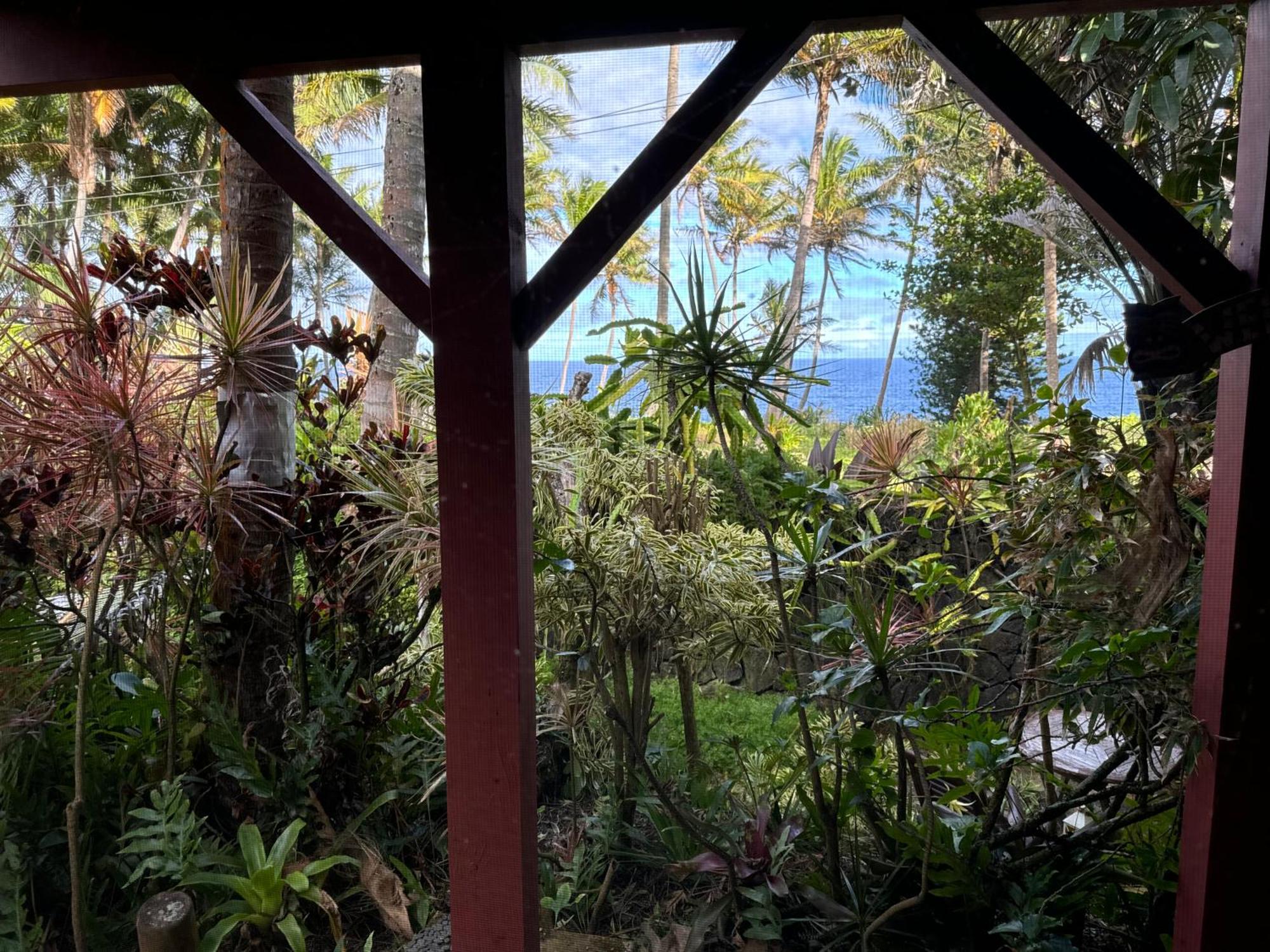 The Bali House And Cottage At Kehena Beach Hawaii エクステリア 写真